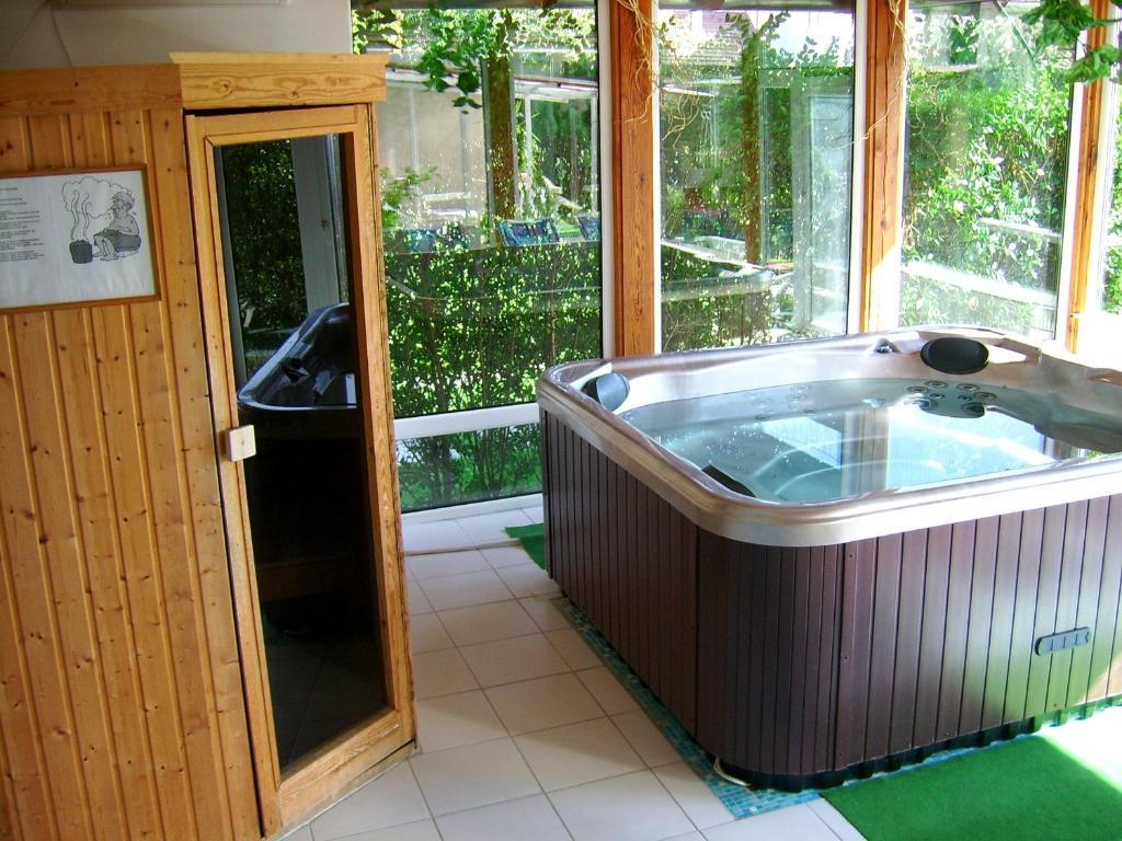 Agria Wellness Guesthouse Eger Exterior photo